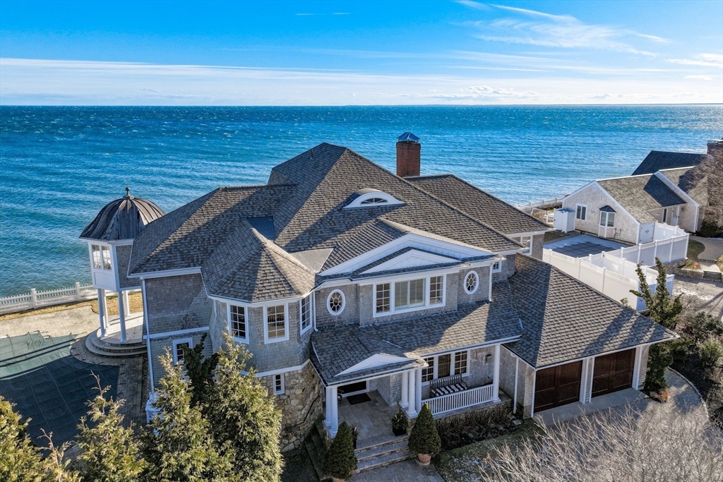 Mashpee, Massachusetts 02649, United States, 5 Bedrooms Bedrooms, ,7 BathroomsBathrooms,Residential,Active,96532