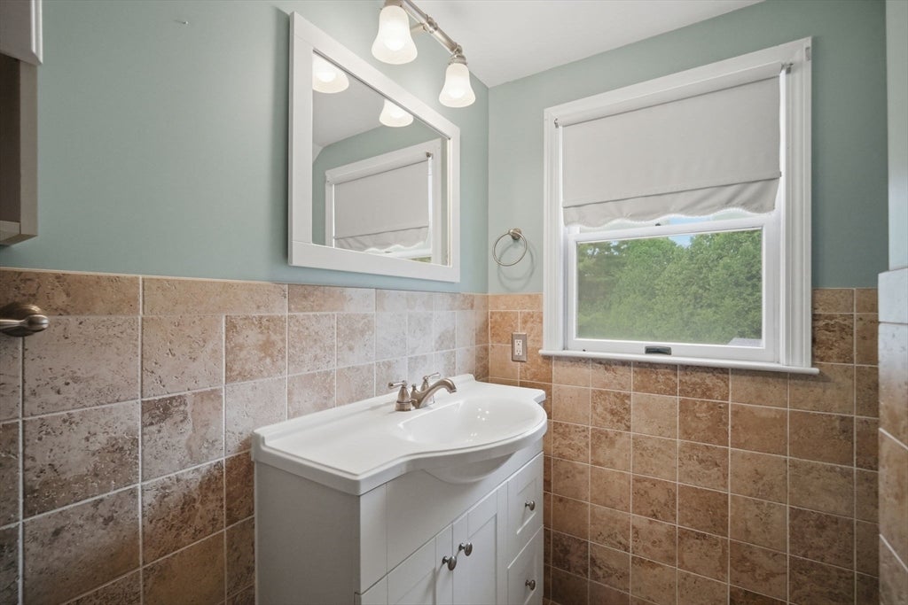 373 College Hwy, Southwick, MA, 373 College Hwy, Southwick, MA Photo #20