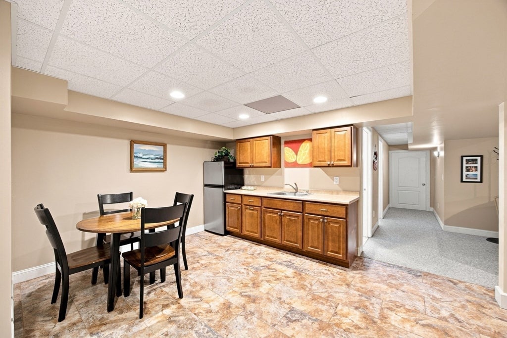 135 Lancaster Dr, Agawam, MA, 135 Lancaster Dr, Agawam, MA Photo #30