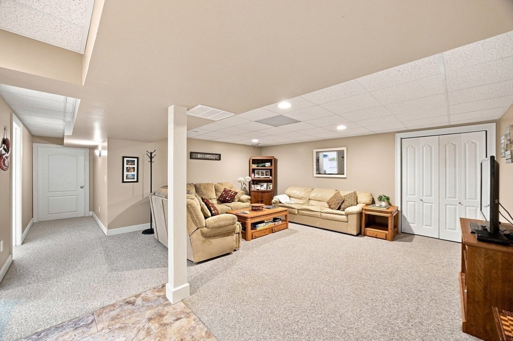 135 Lancaster Dr, Agawam, MA, 135 Lancaster Dr, Agawam, MA Photo #31