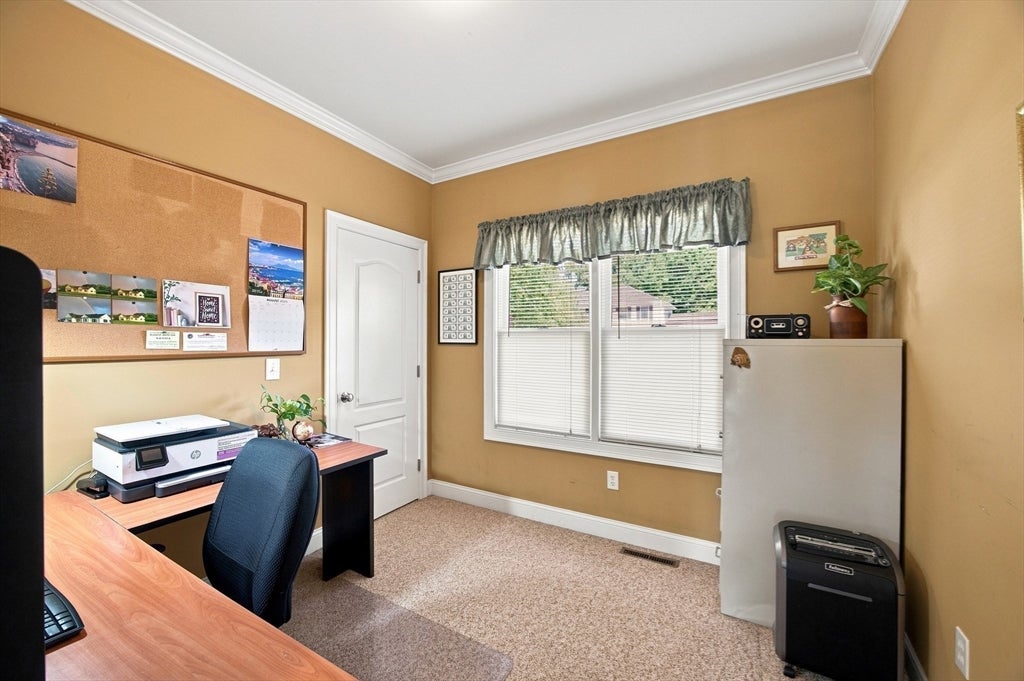 135 Lancaster Dr, Agawam, MA, 135 Lancaster Dr, Agawam, MA Photo #27