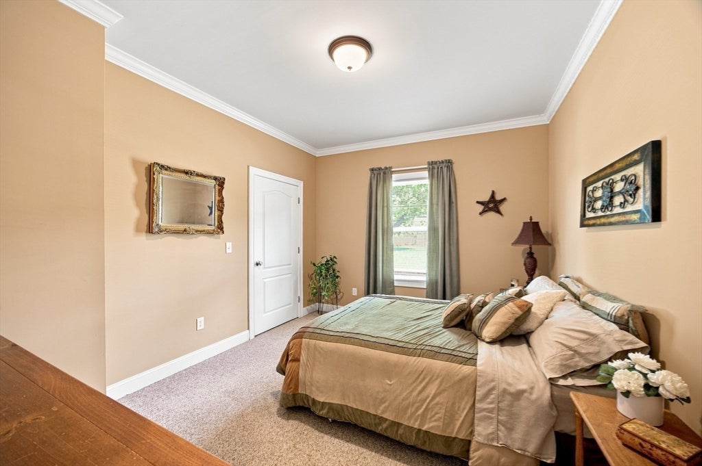 135 Lancaster Dr, Agawam, MA, 135 Lancaster Dr, Agawam, MA Photo #20