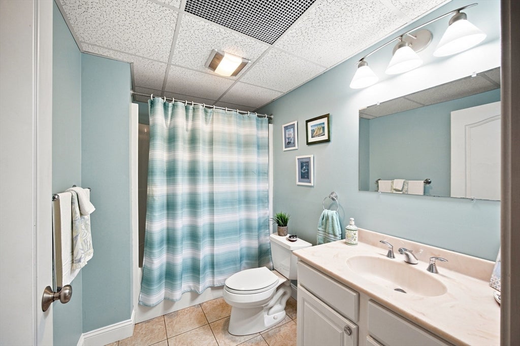 135 Lancaster Dr, Agawam, MA, 135 Lancaster Dr, Agawam, MA Photo #32