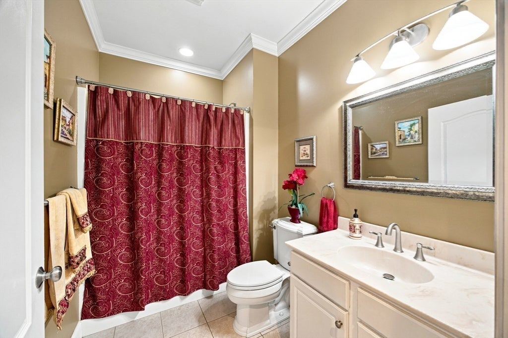 135 Lancaster Dr, Agawam, MA, 135 Lancaster Dr, Agawam, MA Photo #13