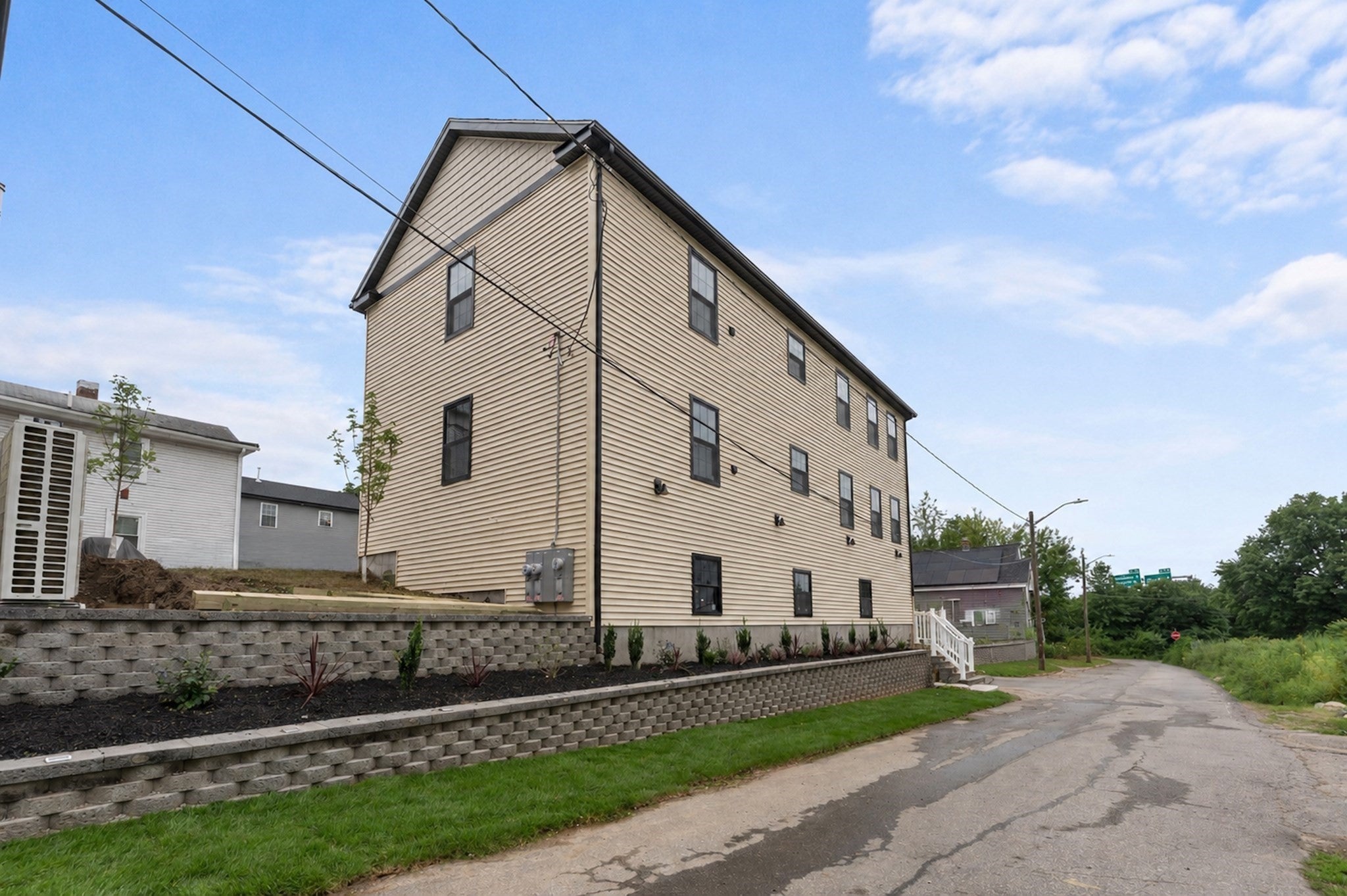 10 Buffalo Ct, Providence, RI, 10 Buffalo Ct, Providence, RI Photo #2