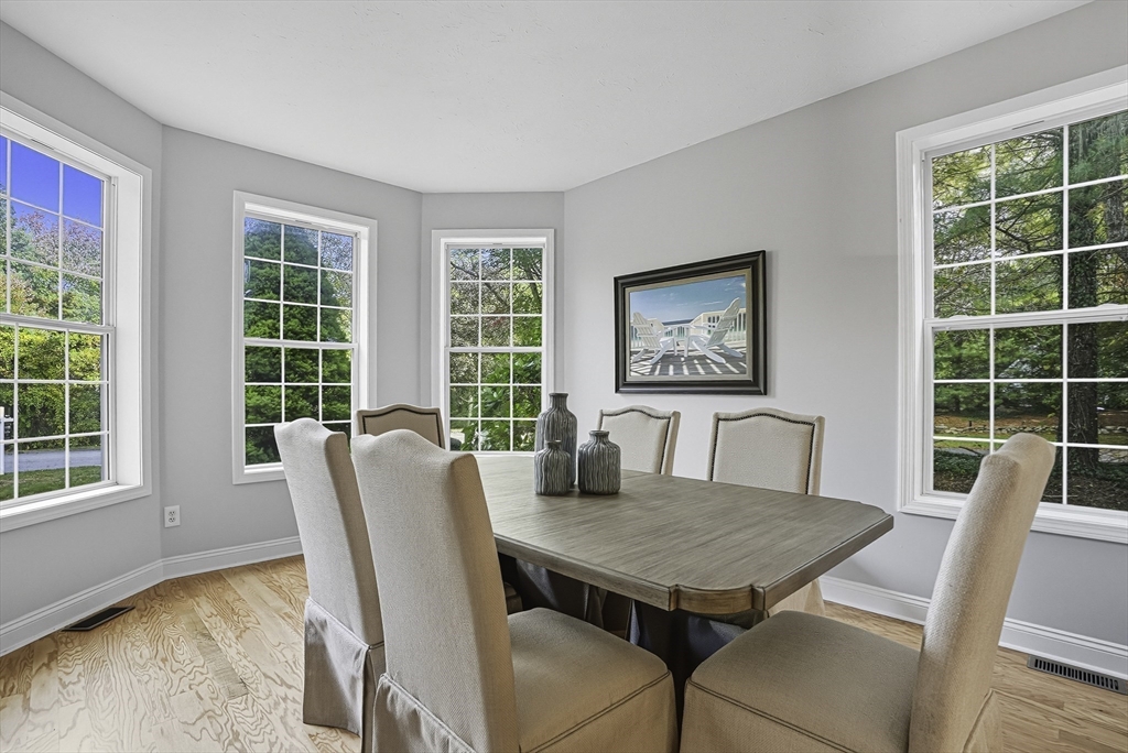 3 Candlewood Lane