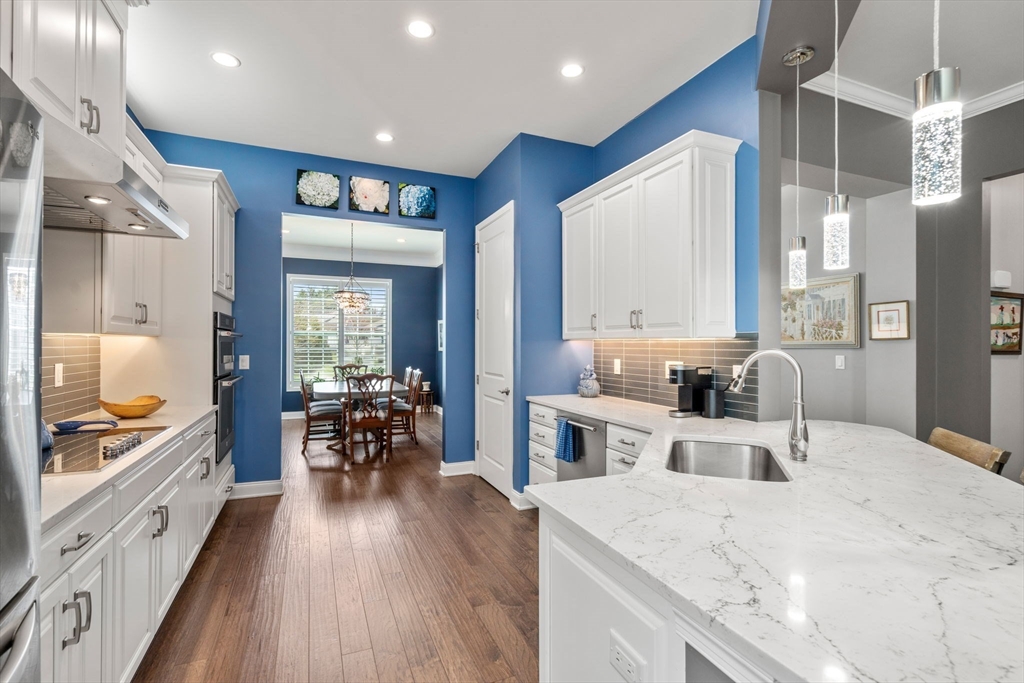 22 Glen Ellen Blvd 22