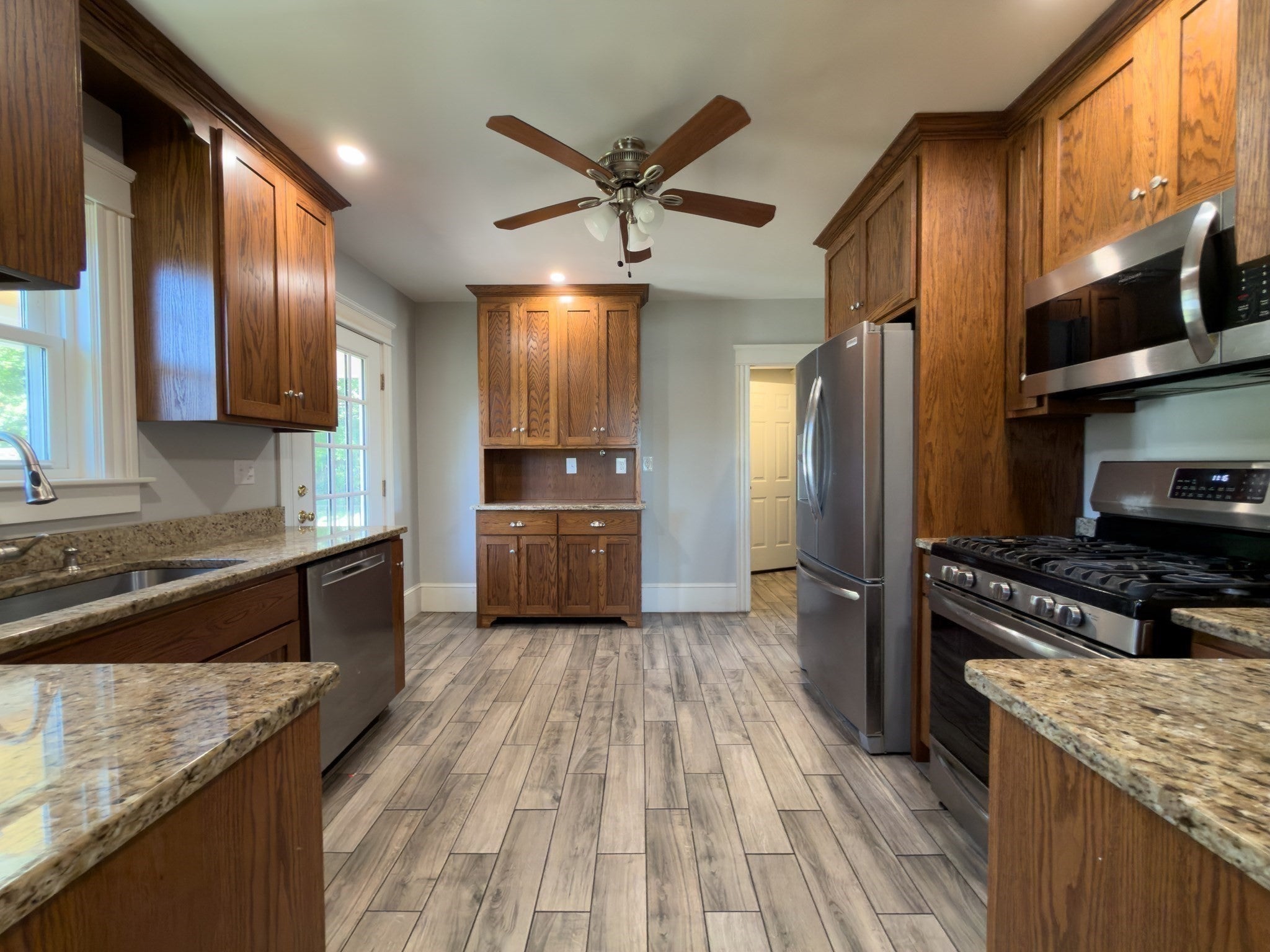 1327 Providence Rd, Northbridge, MA, 1327 Providence Rd, Northbridge, MA Photo #10