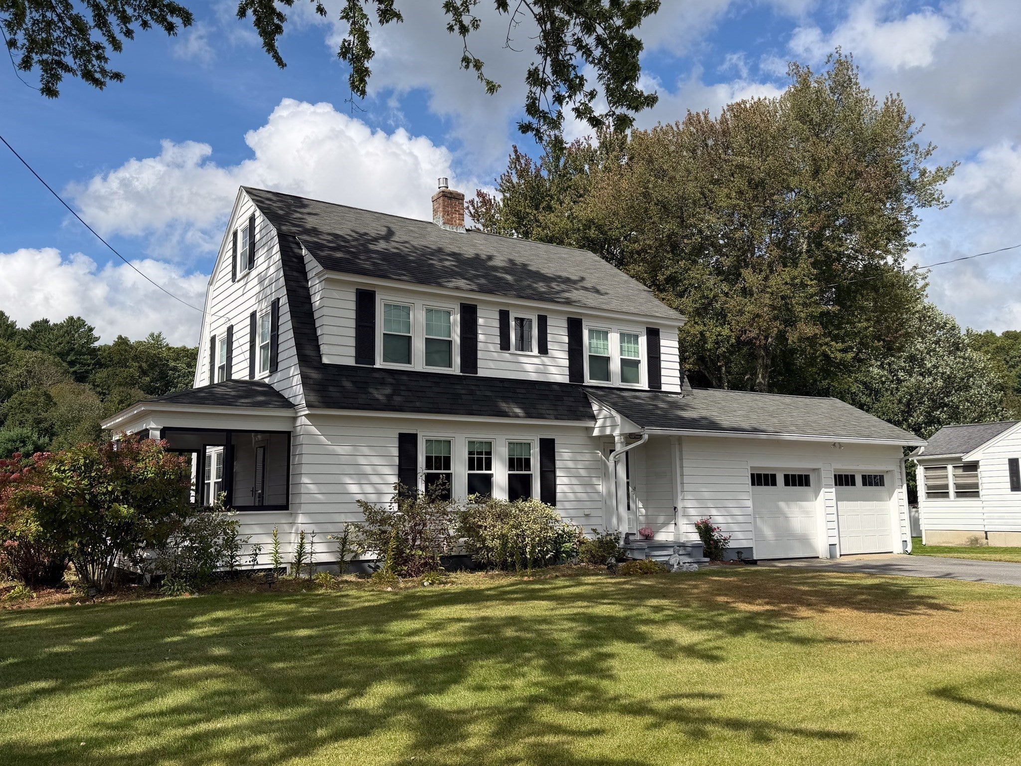 Photo of 1327 Providence Rd, Northbridge, MA