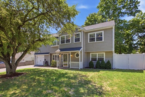 Photo of 34 Drinkwater Ave, Braintree, MA 02184 (MLS # 73559521)