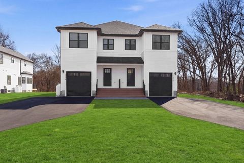 142 Fisher St A Attleboro MA 02703