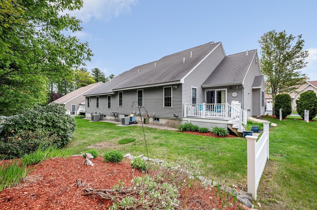 22 Town Village Dr 22