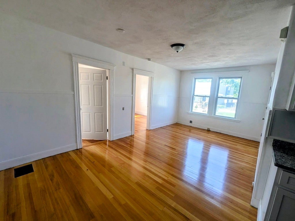 101 Ocean Ave #1R, Salem, MA, 101 Ocean Ave #1R, Salem, MA Photo #6