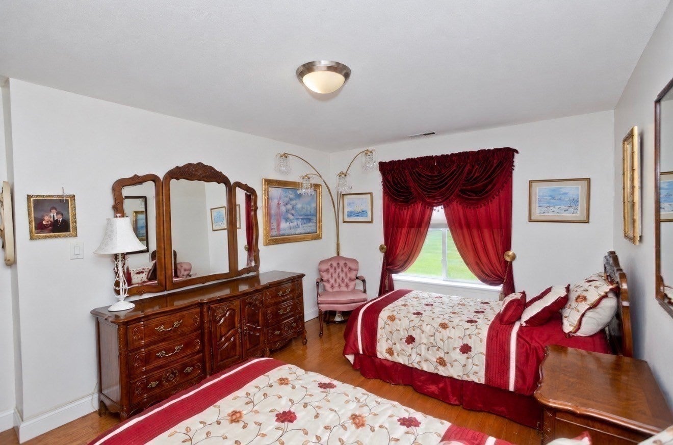 120 Nassau Dr #120, Springfield, MA Photo #16