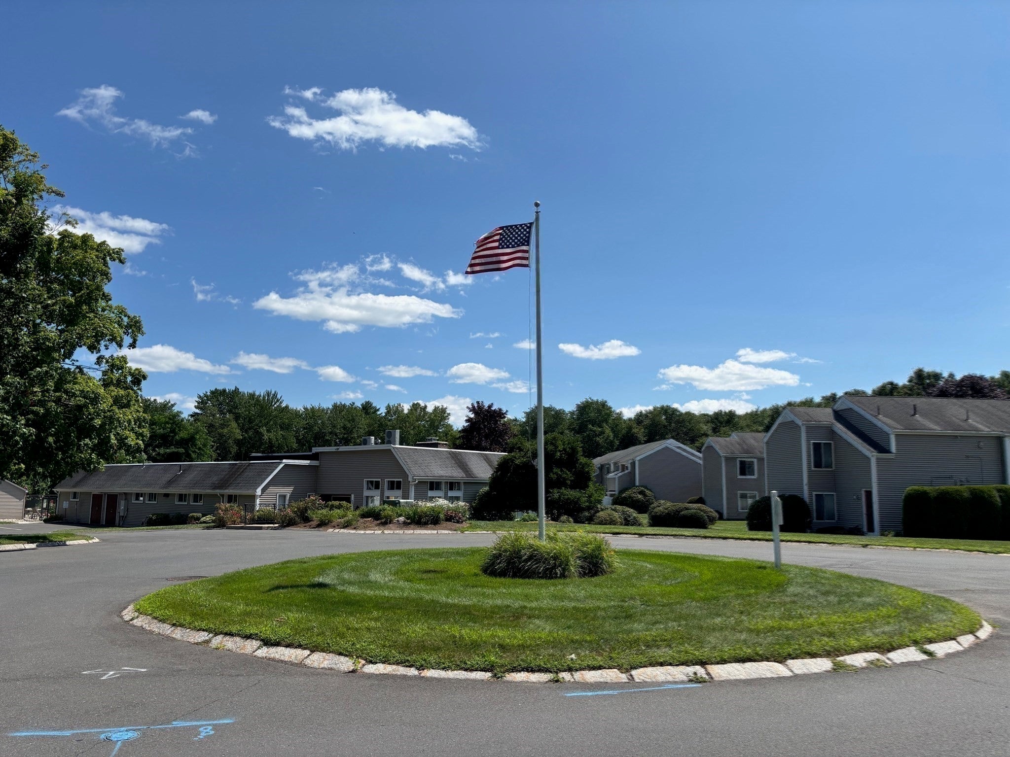 120 Nassau Dr #120, Springfield, MA Photo #28