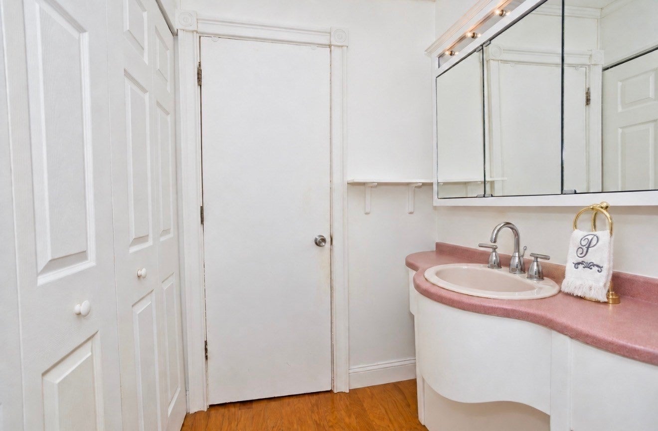 120 Nassau Dr #120, Springfield, MA Photo #23