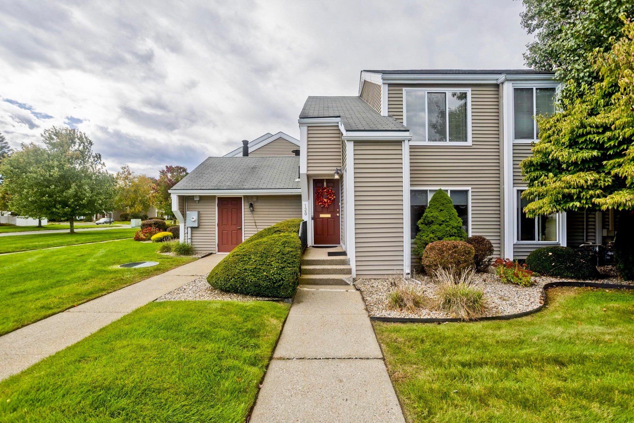 120 Nassau Dr #120, Springfield, MA Photo #1