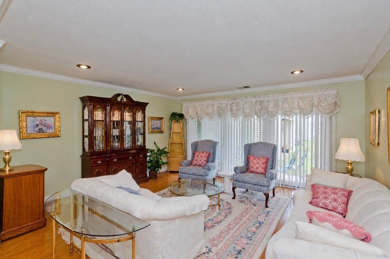 120 Nassau Dr #120, Springfield, MA Photo #5