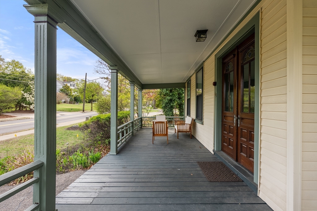 49 Grove St 2