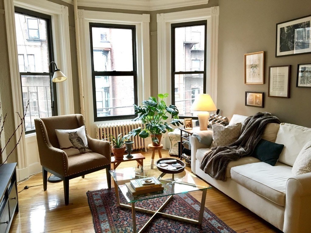 394 Marlborough St 6