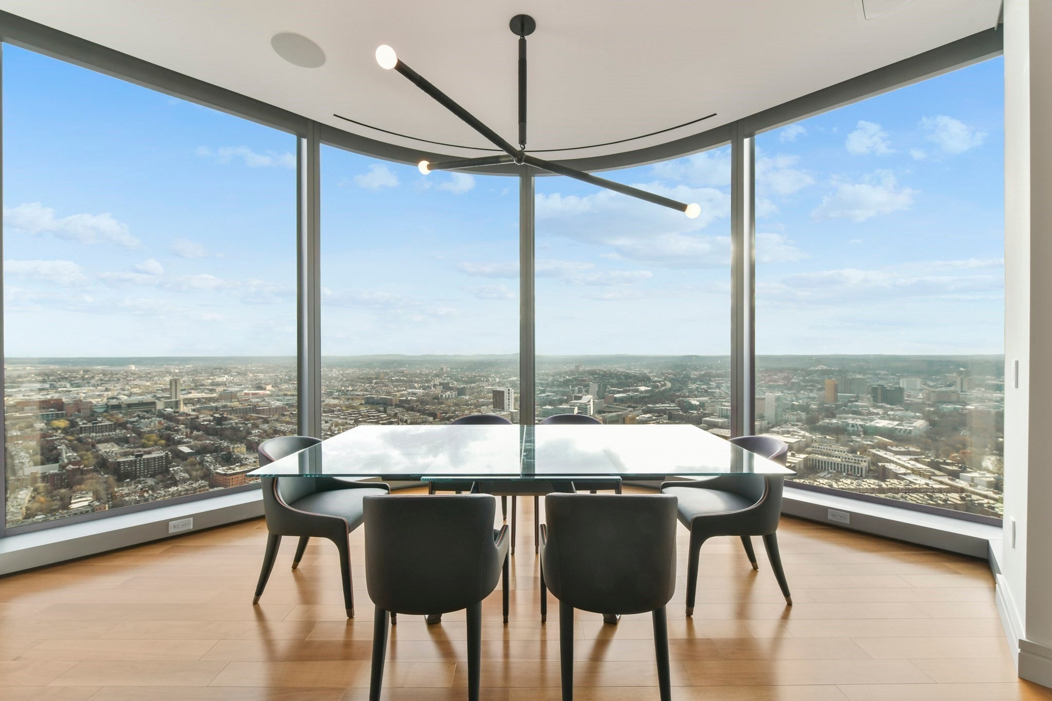 1 Dalton St