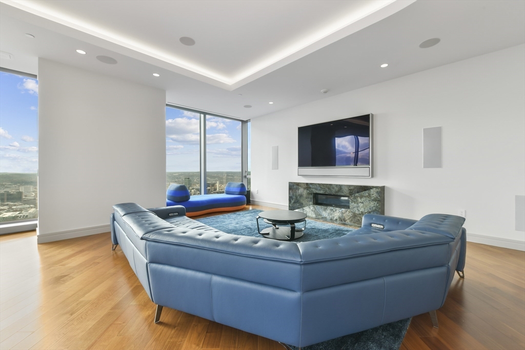 1 Dalton St #4604, Boston, MA Photo #4