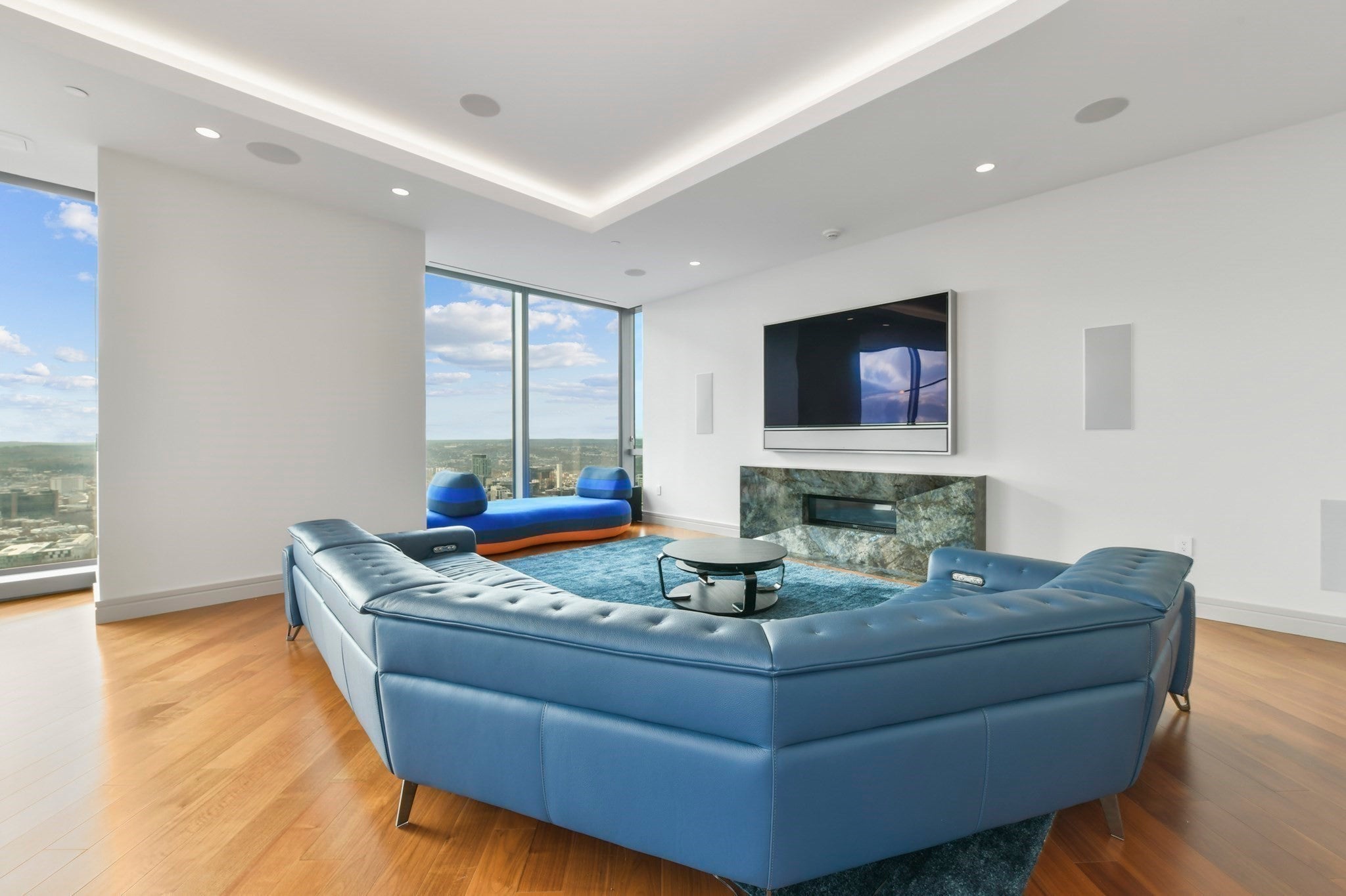 1 Dalton St 4604