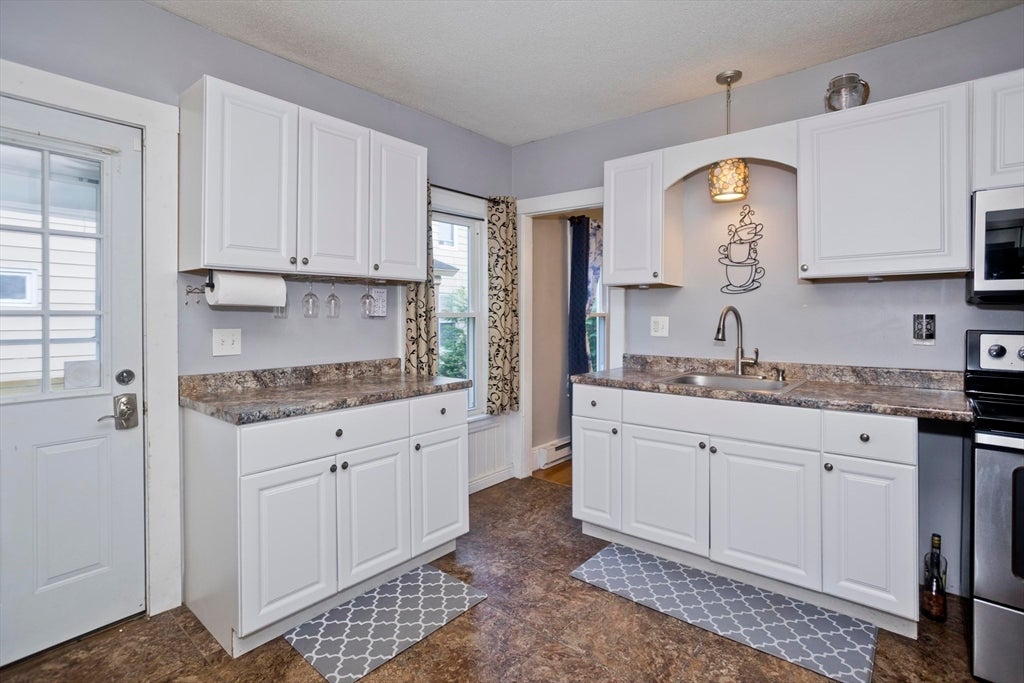 89 W. Alvord St, Springfield, MA, 89 W. Alvord St, Springfield, MA Photo #4
