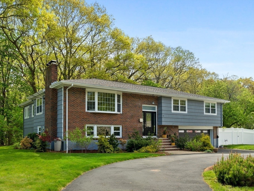 59 Amor Rd