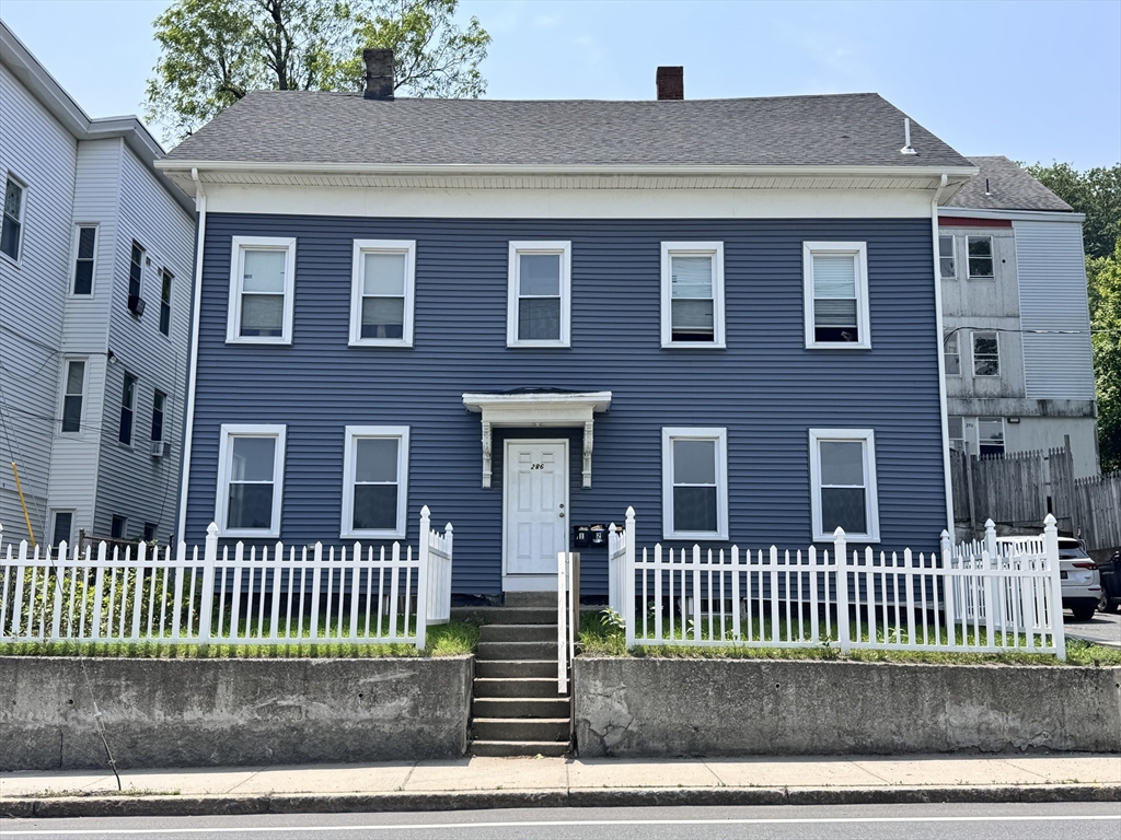 Photo of 286 Kimball St, Fitchburg, MA