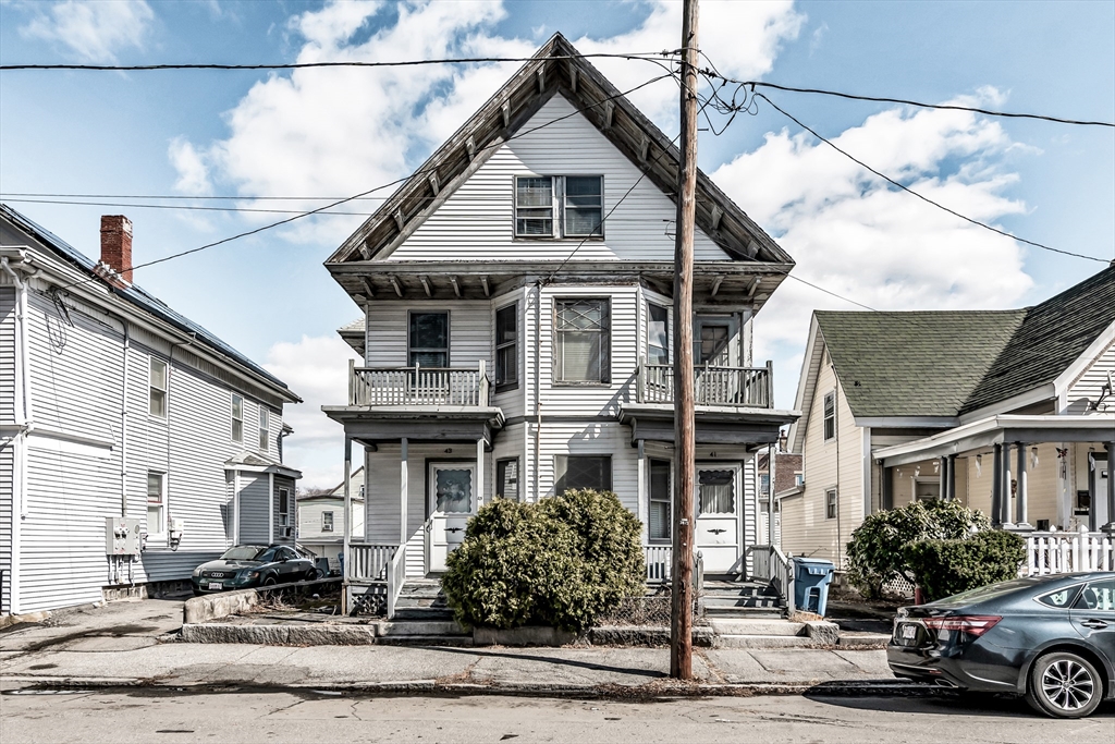 41-43 East Haverhill St