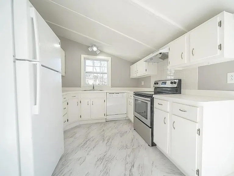 144 Crescent St #1, Quincy, MA Photo #2