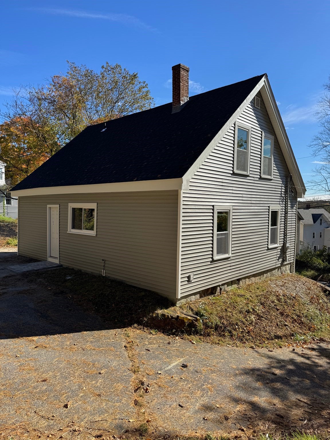 29 Lincoln St, Millville, MA Photo #5