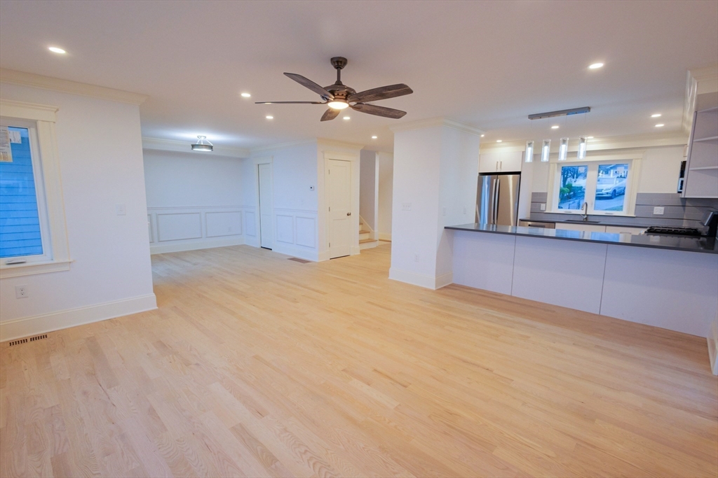 121 Bay Street B