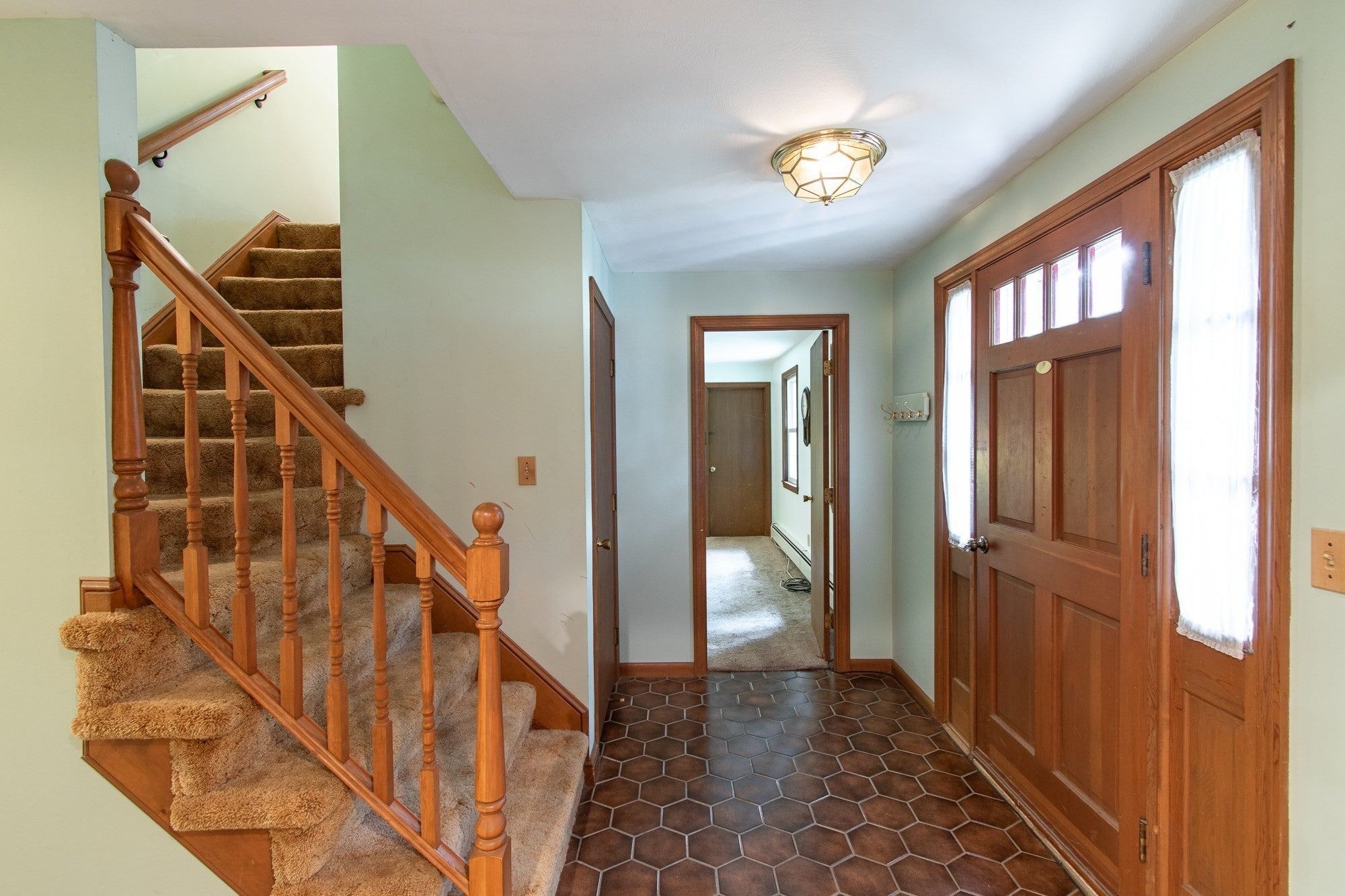 16 Crabapple Ln, Chelmsford, MA, 16 Crabapple Ln, Chelmsford, MA Photo #8