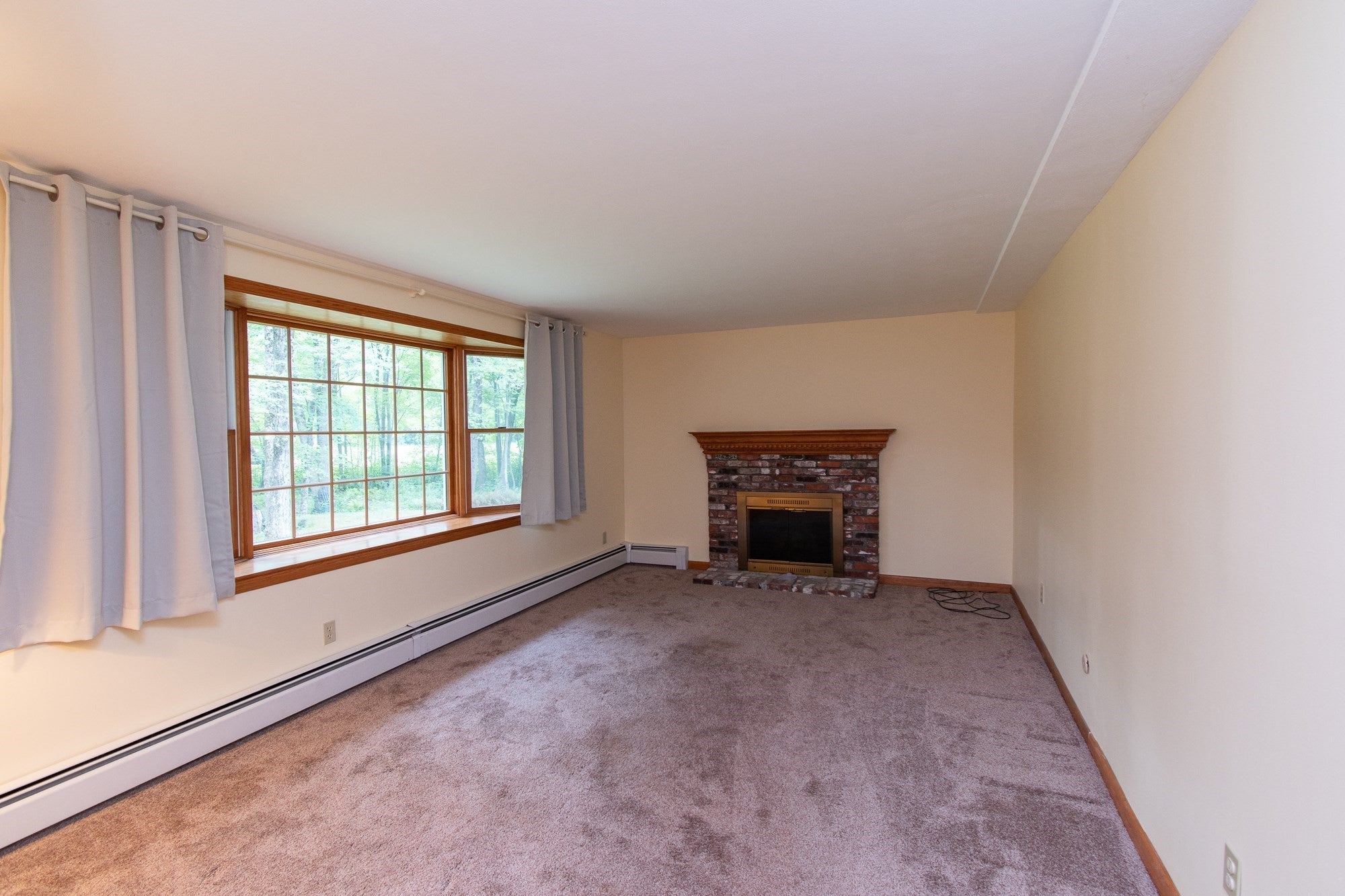 16 Crabapple Ln, Chelmsford, MA, 16 Crabapple Ln, Chelmsford, MA Photo #11