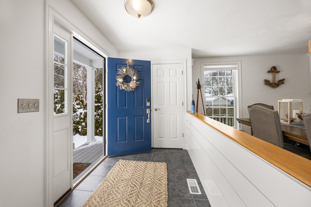 21 Bayview Rd
