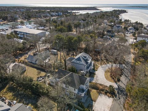 21 Bayview Rd Mashpee MA 02649