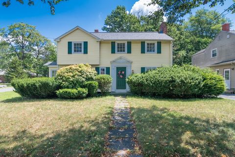 115 Abbott St Springfield MA 01118