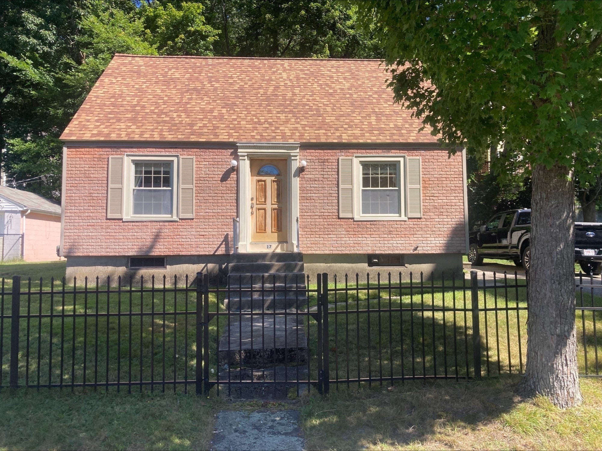 17 Clive St, Worcester, MA, 17 Clive St, Worcester, MA Photo #6