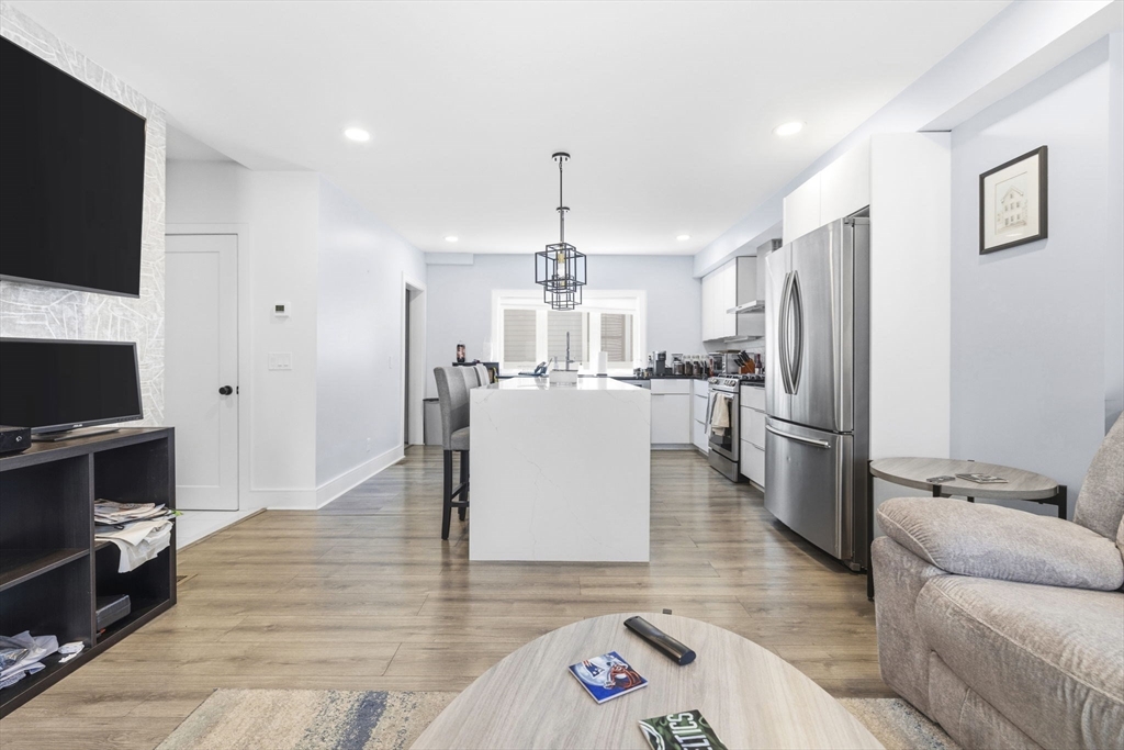 169 West 9th SF