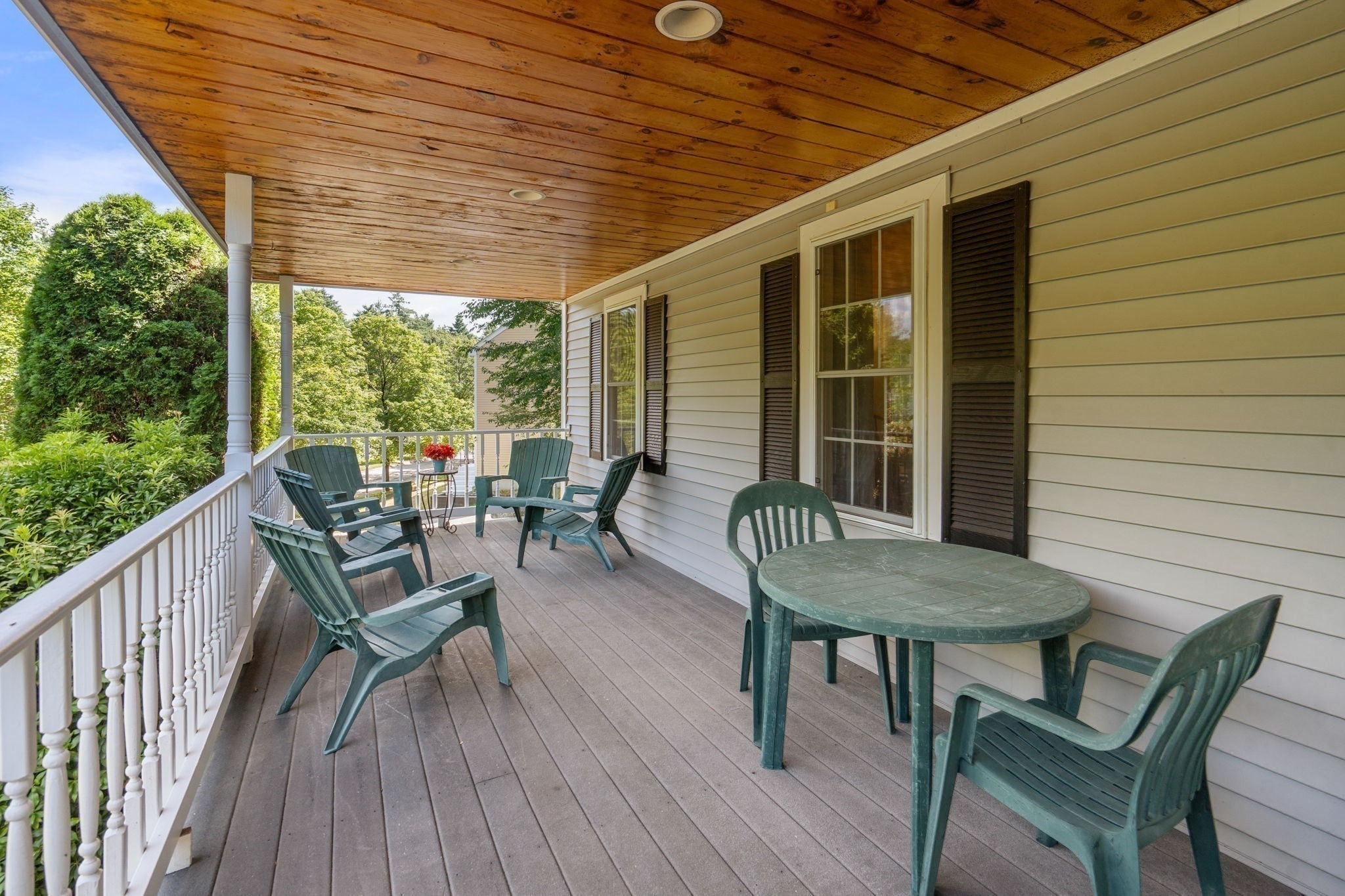 256 Stoneybrook Rd