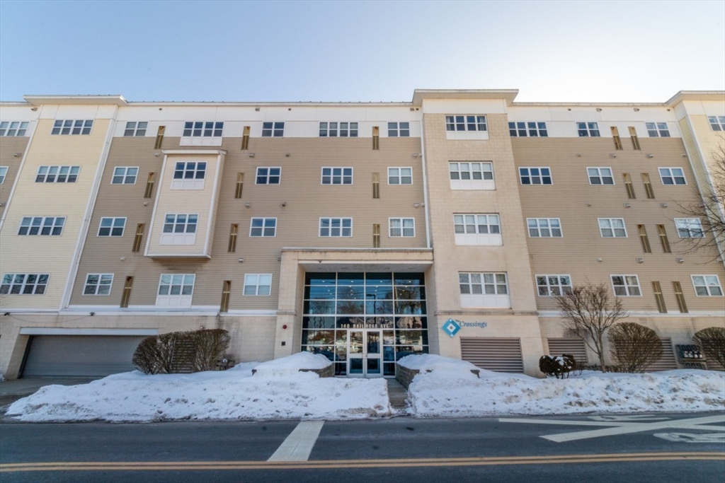 140 Railroad Ave B203