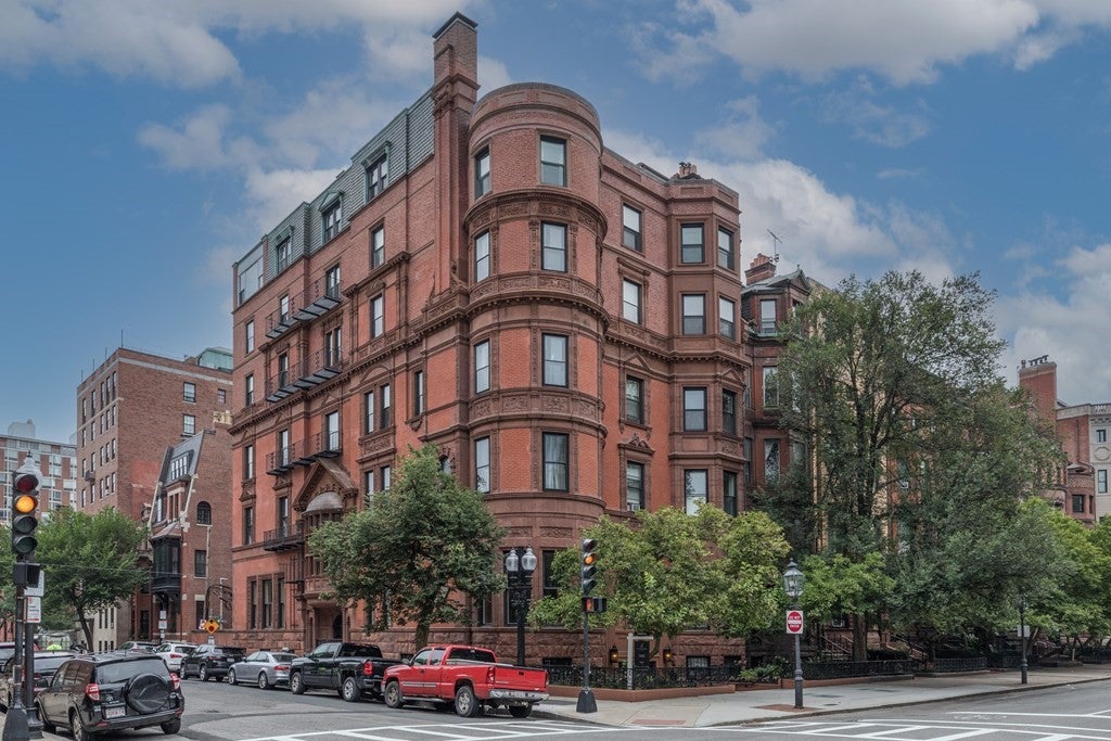 239 Commonwealth Ave #32, Boston, MA, 239 Commonwealth Ave #32, Boston, MA Photo #1