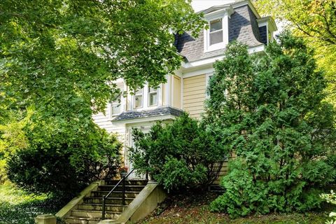 946 Bay Rd. 2 Hamilton MA 01982