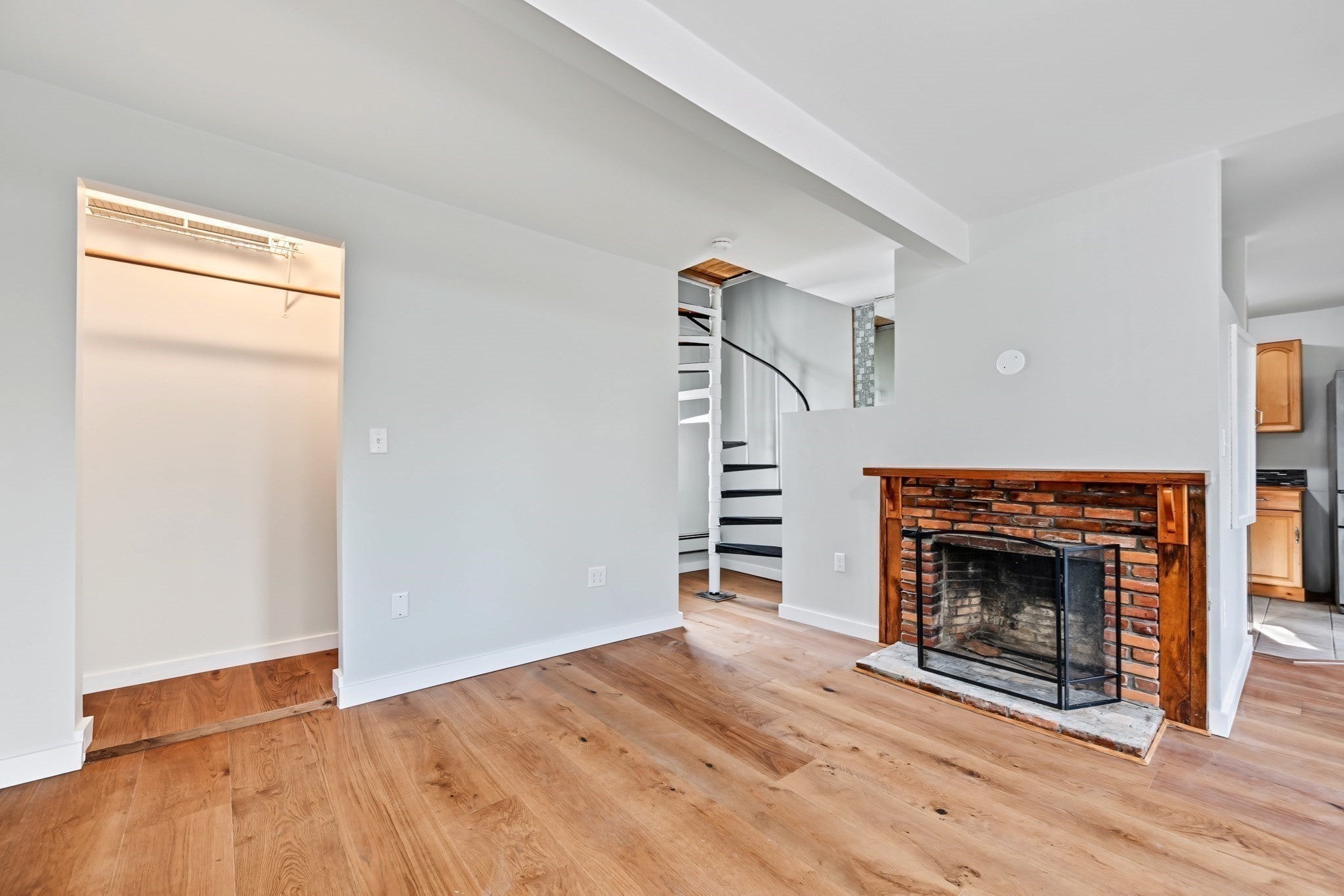 31 Cocasset St 1