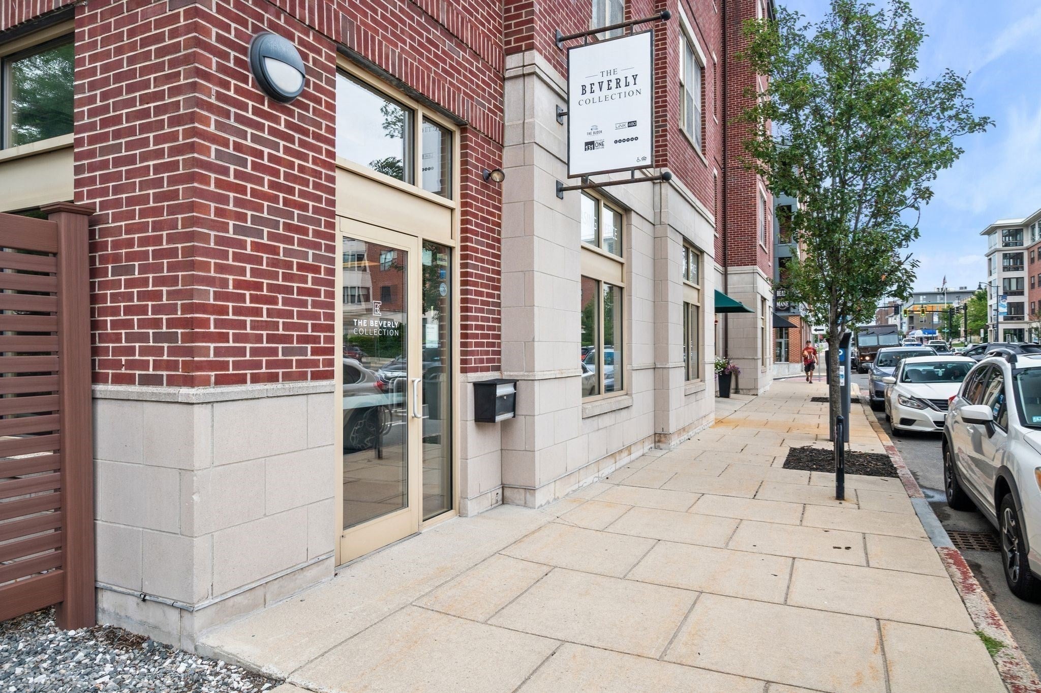 116-128 Rantoul Street 210