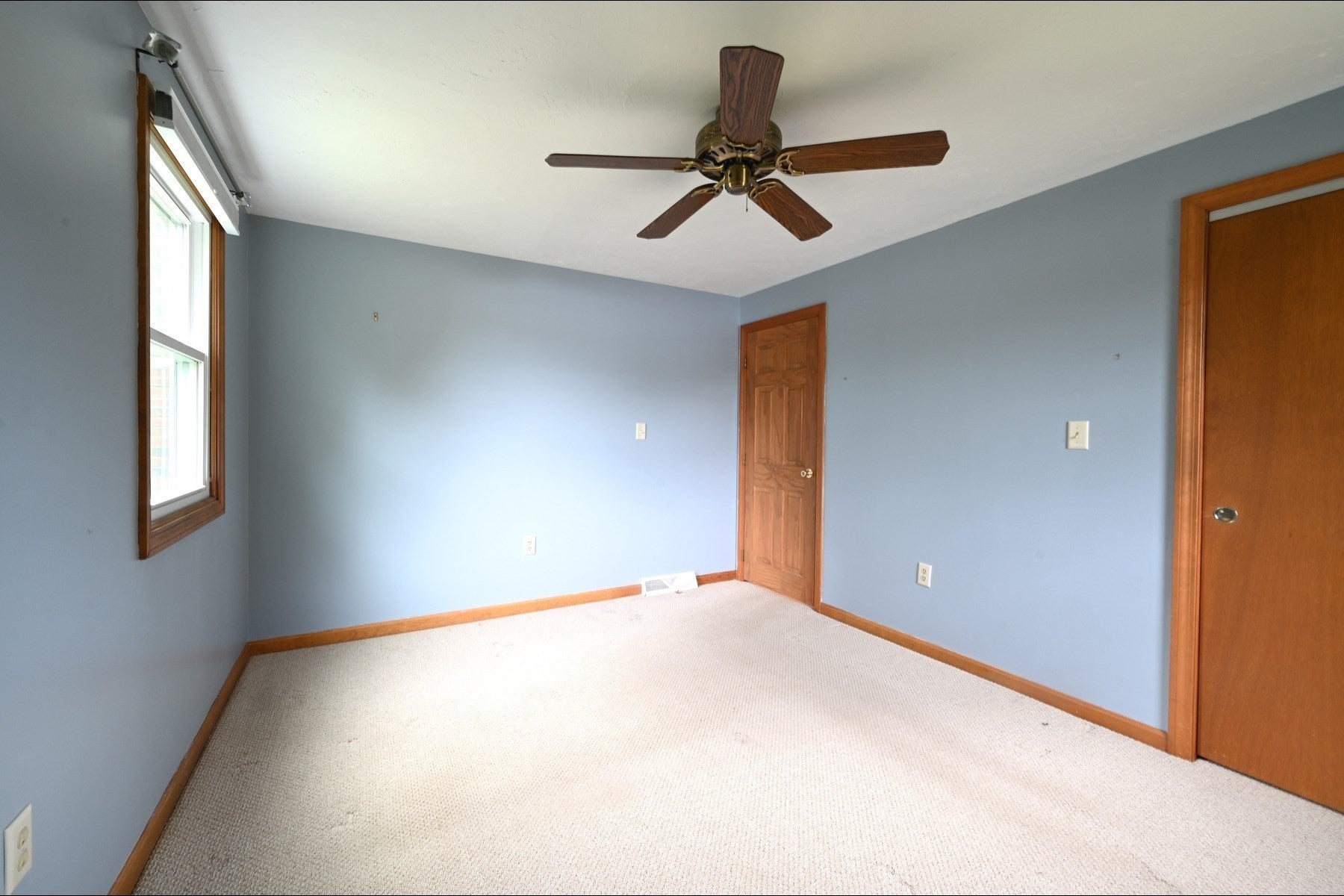 318 Essex St, Whitman, MA Photo #21