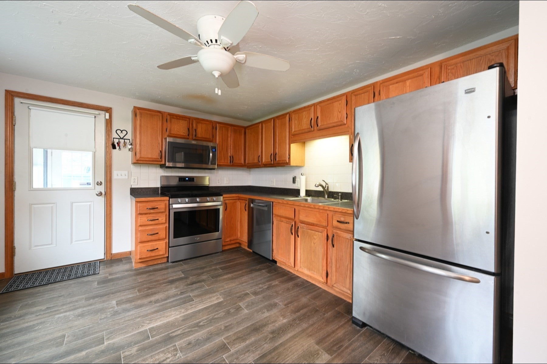 318 Essex St, Whitman, MA Photo #7