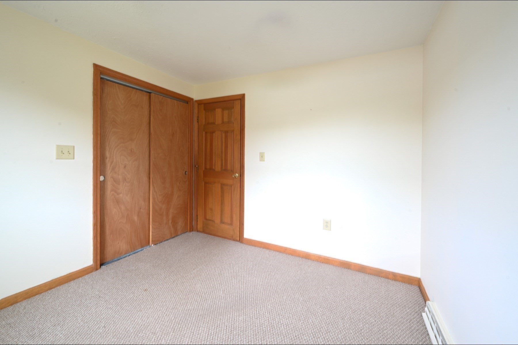 318 Essex St, Whitman, MA Photo #19